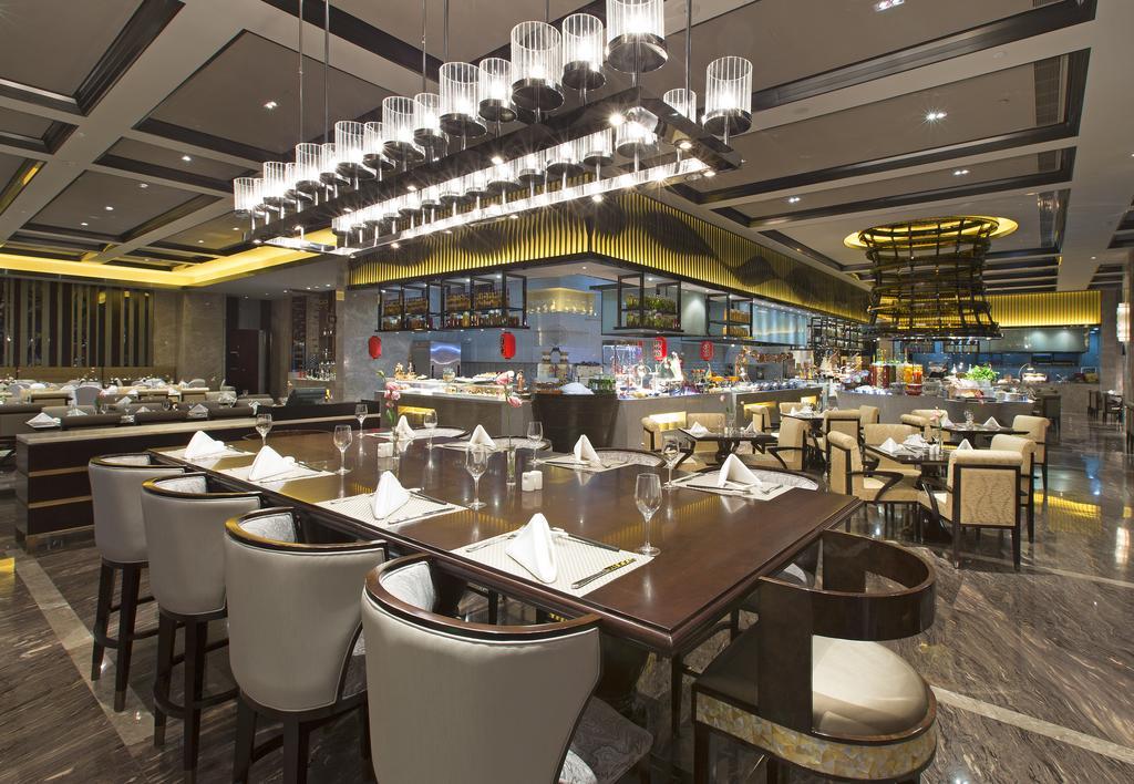 מלון Pullman Yantai Center מראה חיצוני תמונה