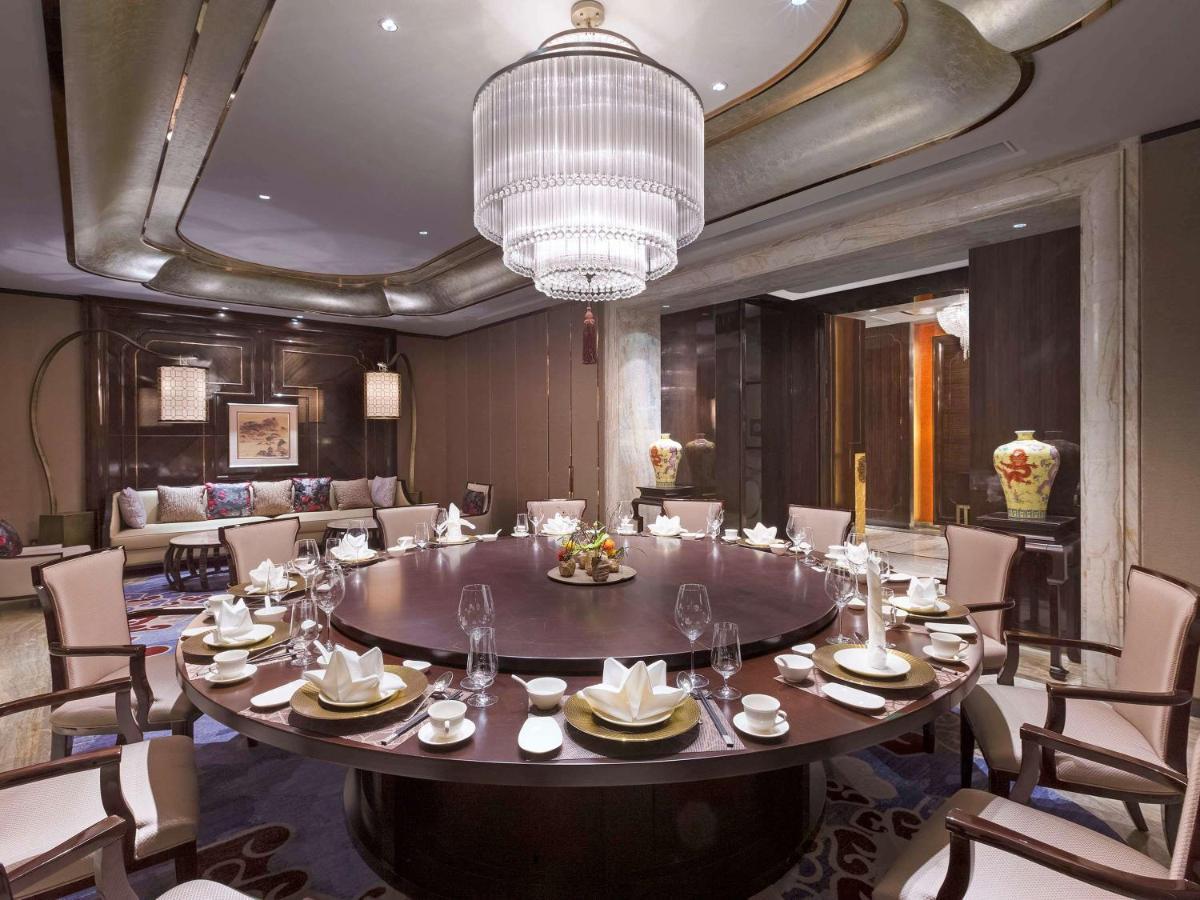 מלון Pullman Yantai Center מראה חיצוני תמונה