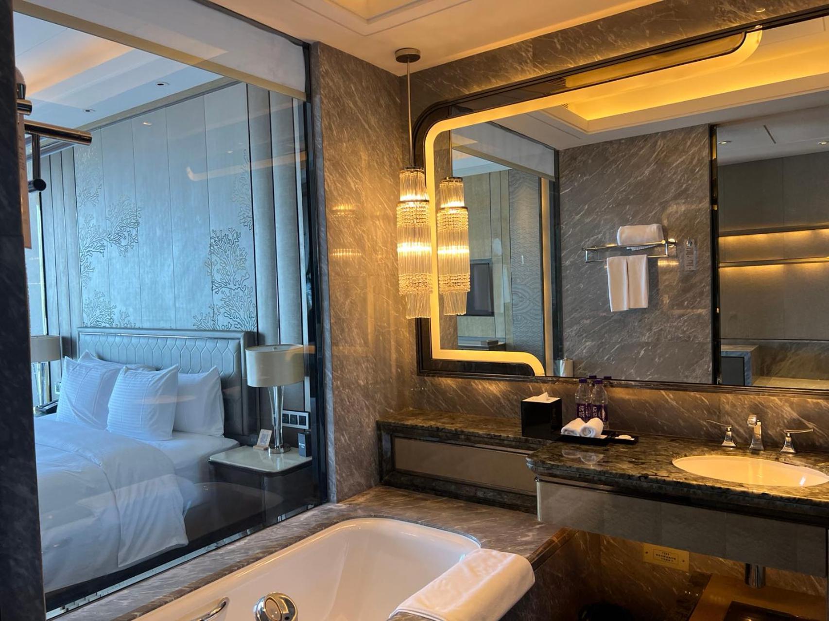 מלון Pullman Yantai Center מראה חיצוני תמונה